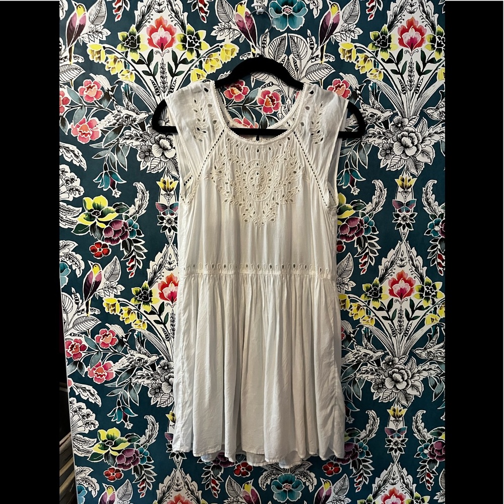 American Eagle outfitters: women’s (XS) White 100% modal eyelet low waist dress